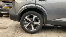 Nissan Qashqai 1.3 DiG-T MH N-Connecta 5dr Petrol Hatchback